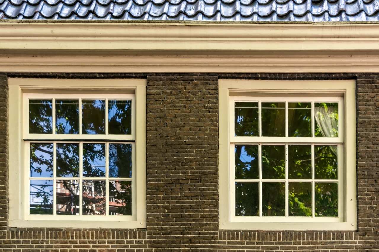 How to repair double-hung sash windows